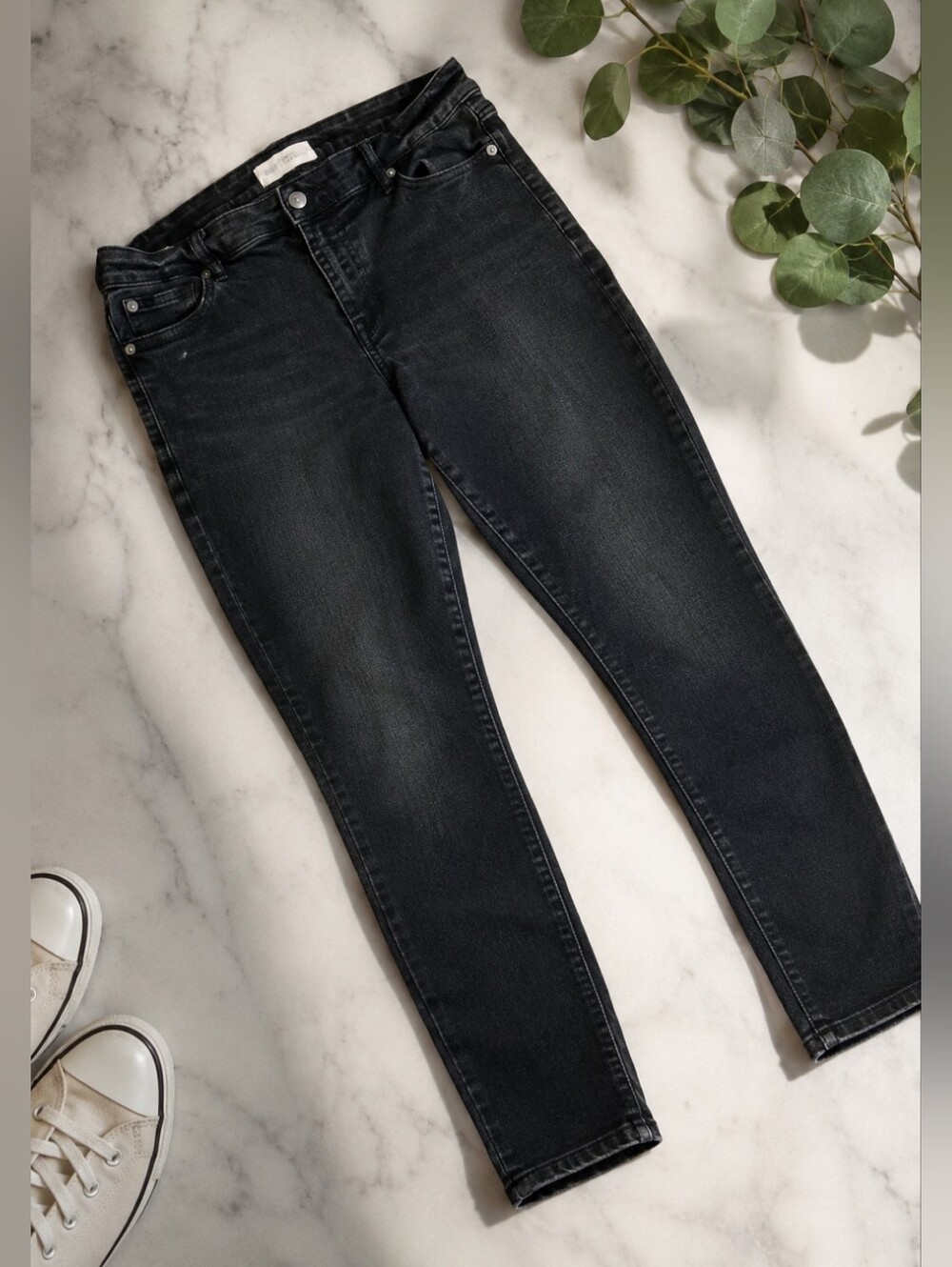 GAP 1969 True Skinny Jeans Women 33R Black Faded Distressed Stretch Denim